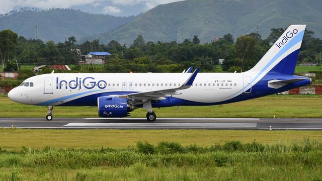 VT-IJF:Airbus A320:IndiGo